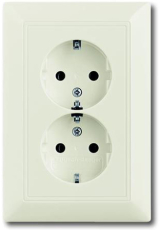 Моноблок из двух розеток с заземлением с безвинтовыми зажимами ABB Basic 55 (шале-белый) Моноблок из двух розеток с заземлением с безвинтовыми зажимами ABB Basic 55 (шале-белый)